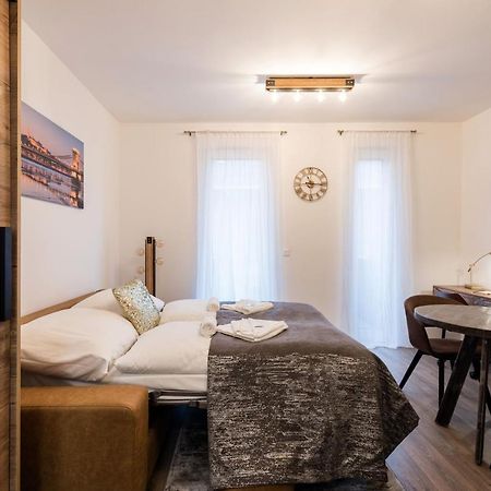 Central Sphere Apartment Budapest Exterior photo