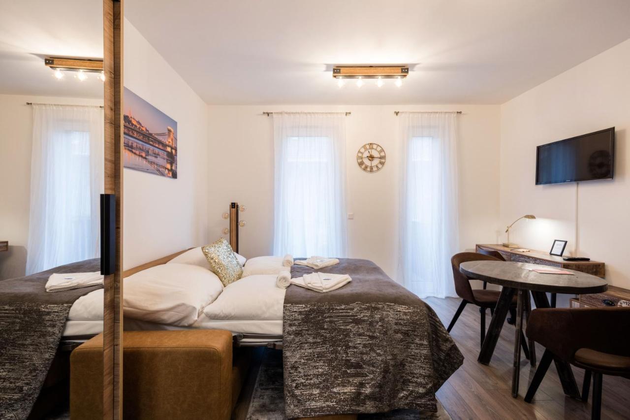 Central Sphere Apartment Budapest Exterior photo