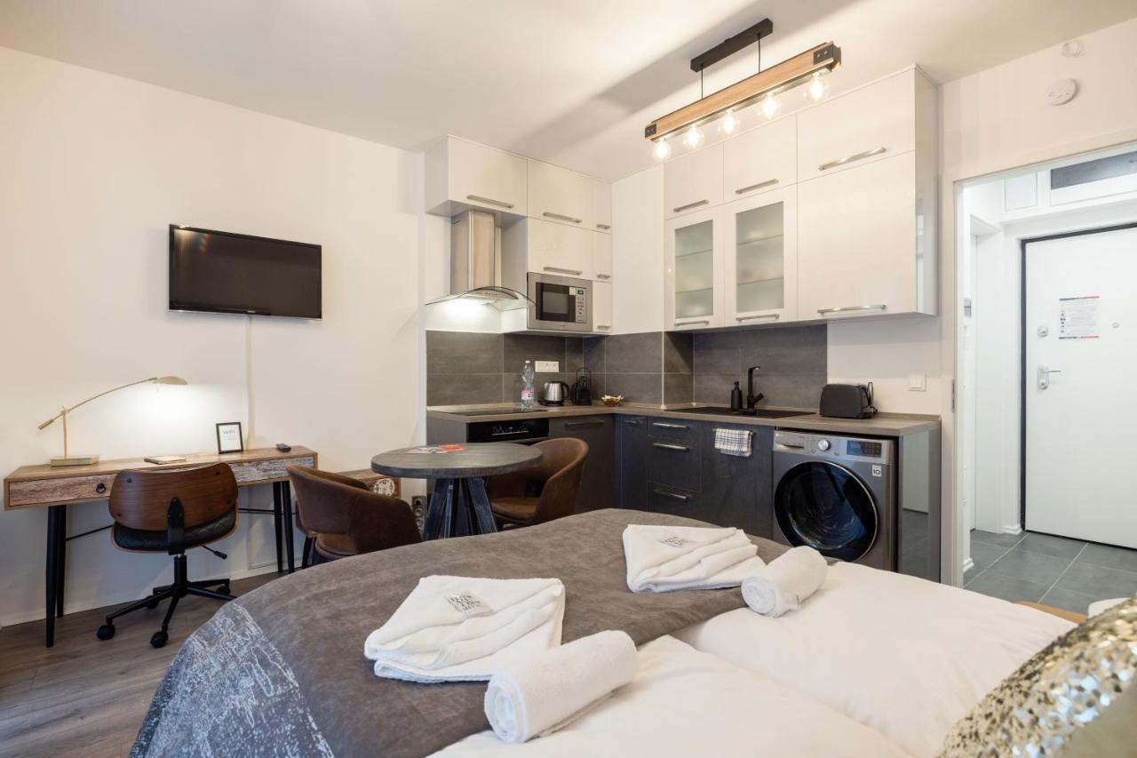 Central Sphere Apartment Budapest Exterior photo