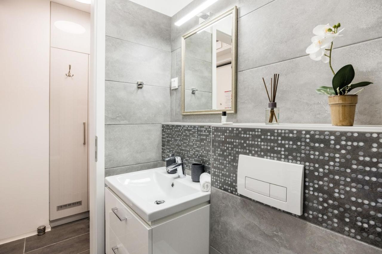 Central Sphere Apartment Budapest Exterior photo