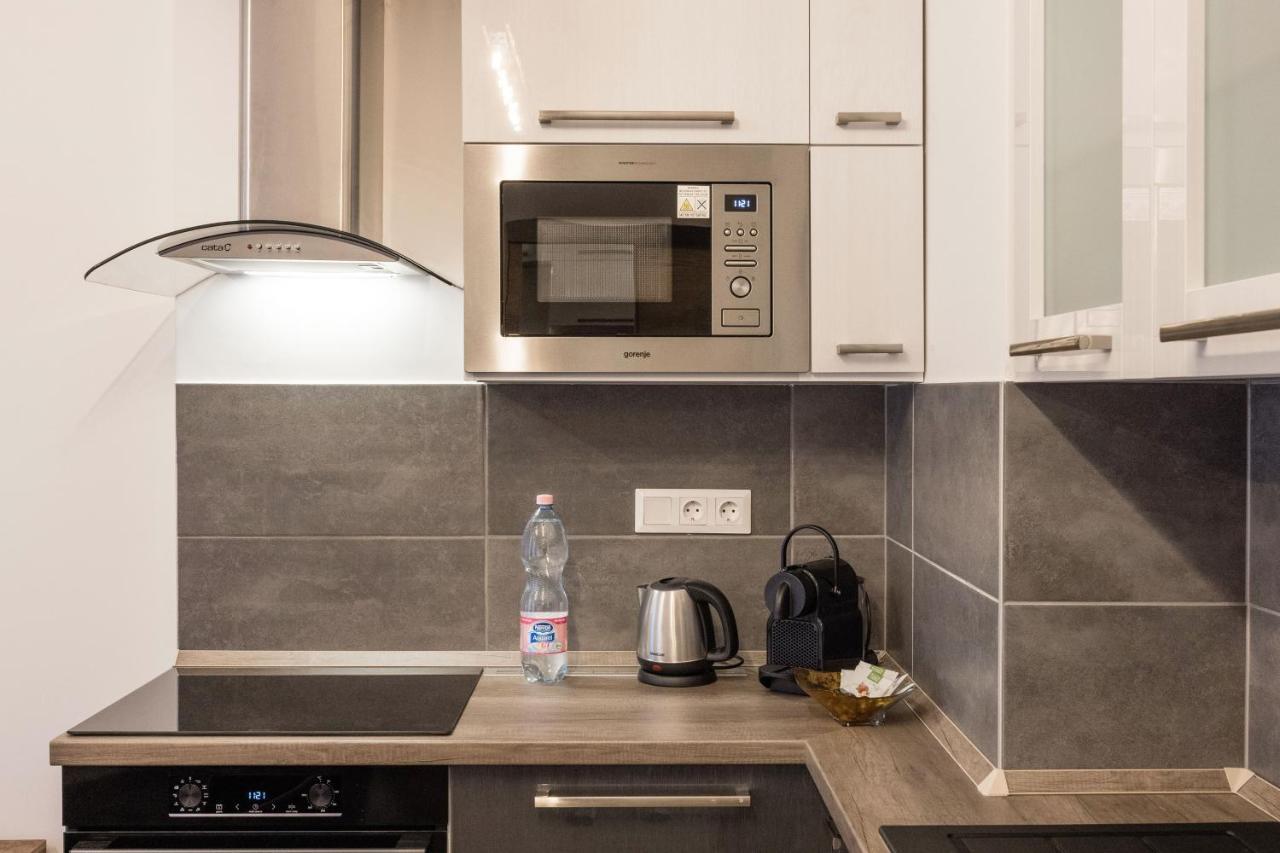Central Sphere Apartment Budapest Exterior photo